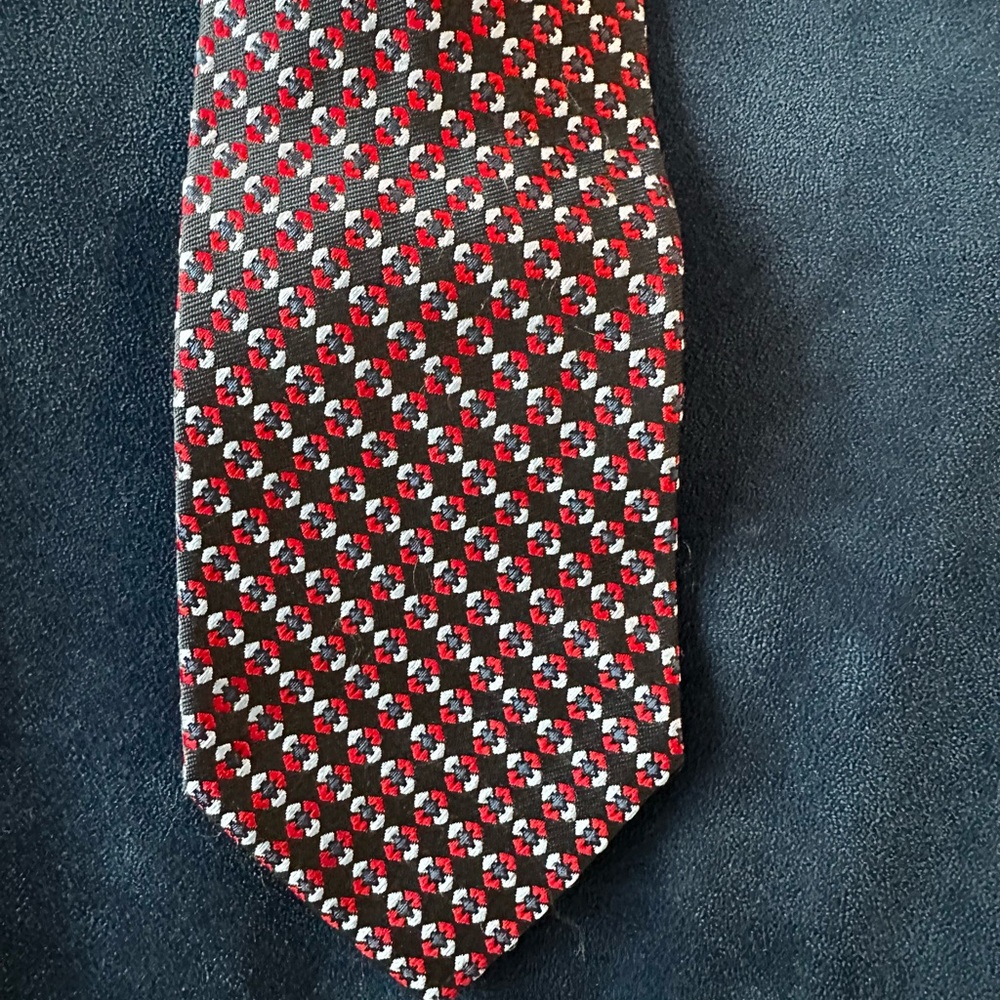 Charvet Navy and Red Pattern Neck Tie